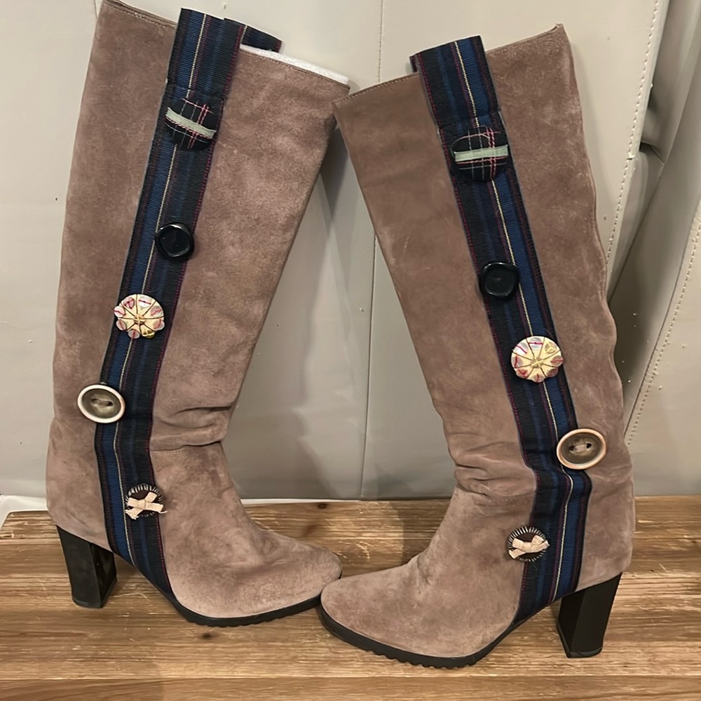 Women’s Designer Kenzo Taupe Suede Knee High Boots Size 6